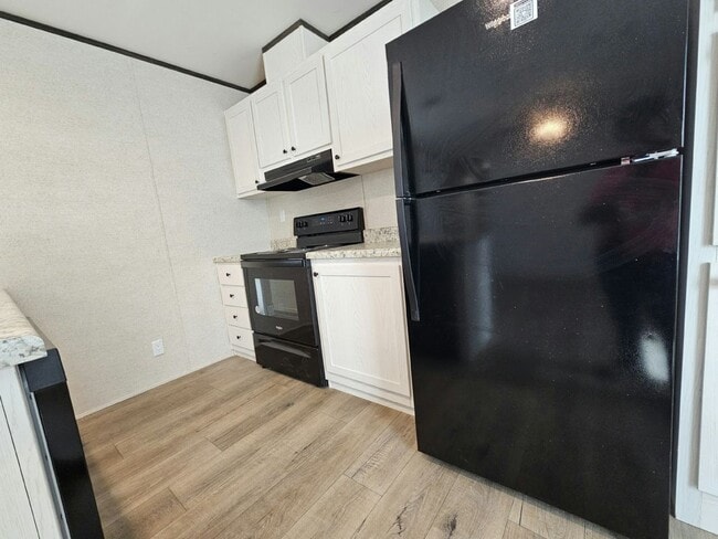 Building Photo - 1026 Myakka Dr