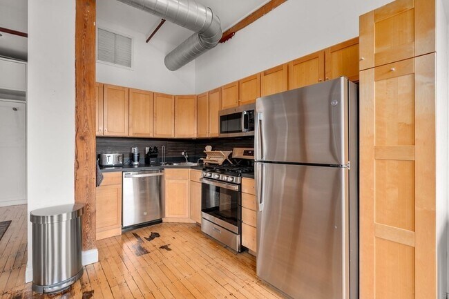 Building Photo - 244 Brighton Ave
