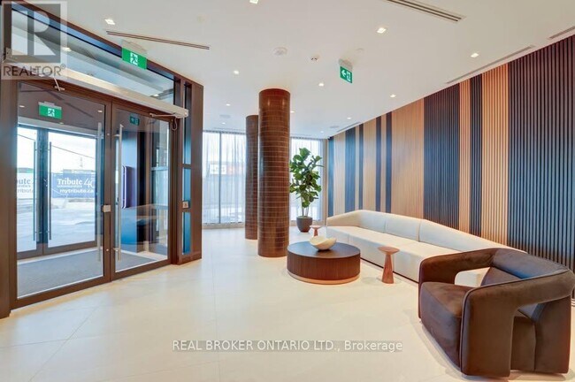 Photo du bâtiment - 2545 Simcoe St N