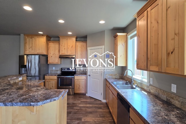 Building Photo - A charming and well-located single-family home!