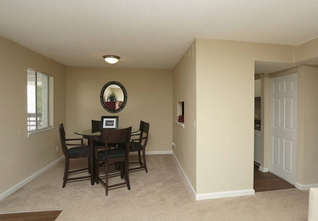 Interior Photo - Broadmoor Apartments