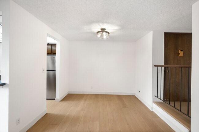 Foto del edificio - 1109 Summertime Ln