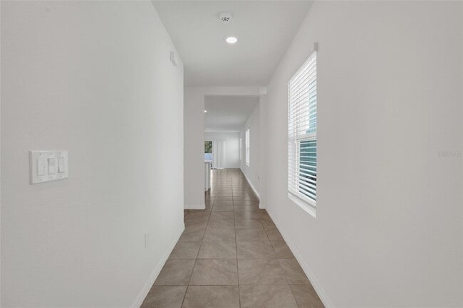 Foto del edificio - 3881 Brant Pl