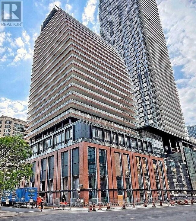 Building Photo - 18-2518 Maitland Terrace