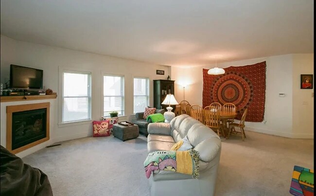 Foto del edificio - 330 Ridgeland Ave