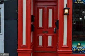 Building Photo - 127 N Market St