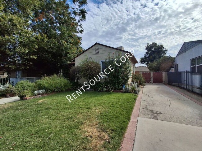 Foto del edificio - 24654 Walnut St