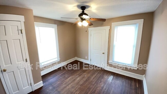 Building Photo - 1007 Elwood St