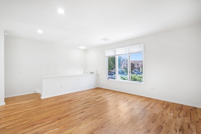 Foto del edificio - 92 E Blackwell St