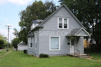 Building Photo - 900 S 6th St