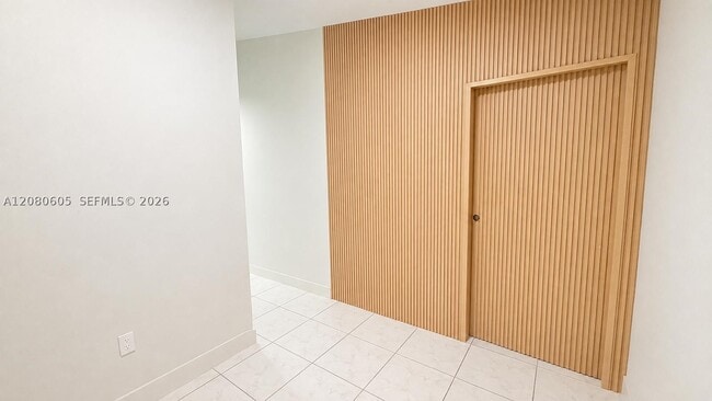 Building Photo - 149xx SW 36th St