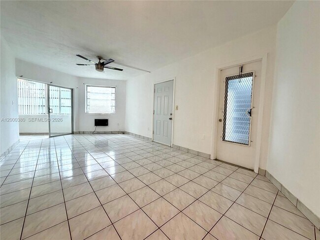 Foto del edificio - 1701 NE Miami Gardens Dr