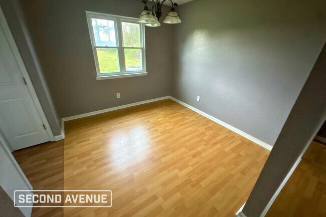 Foto del edificio - 1005 Jennifer Dr