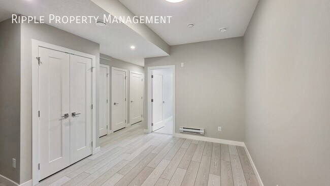 Building Photo - BRAND NEW 1 BED, 1 BATH BASEMENT SUITE | NEVER LIVED IN & MODERN FINISHES