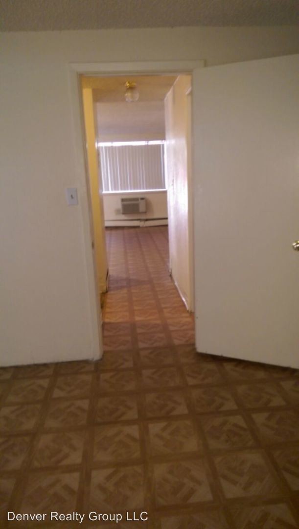 Foto del edificio - 1390 Moline St