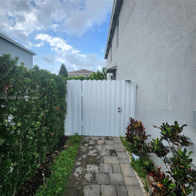 Foto del edificio - 13245 SW 271st Ter