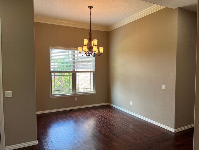 Building Photo - 614 Galileo Dr