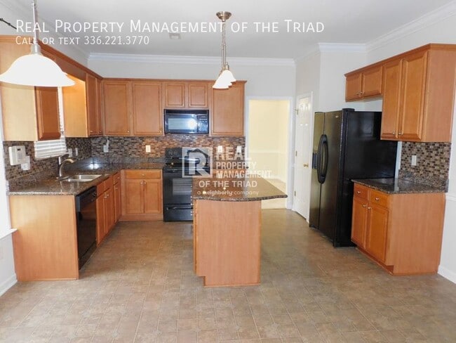 Foto del edificio - *NW High School* Lovely 4BR/2.5BA Home off...