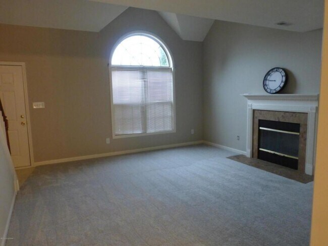 Building Photo - 12829 Bay Tree Way, Louisville, KY 40245