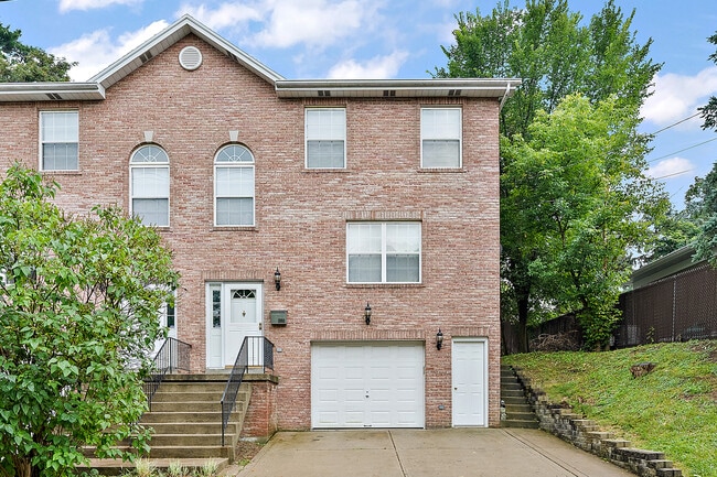 Vista de la calle - 1008 Middletown Rd