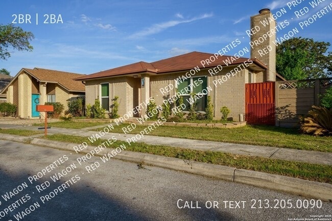 Foto del edificio - 709 Meadow Arbor Ln