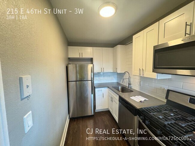 Foto del edificio - 215 E 46th St
