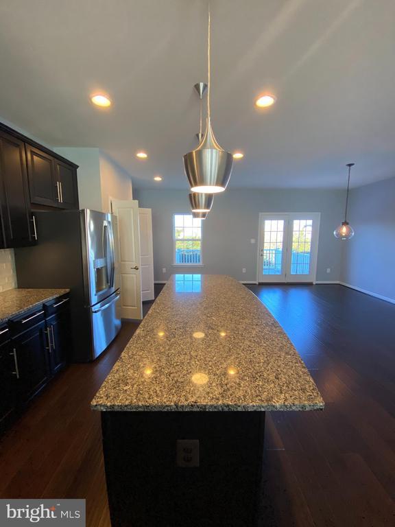 Foto del edificio - 168 Trout Lily Dr