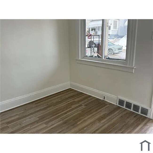 Foto del edificio - 532-532 1/2 Vermont Ave