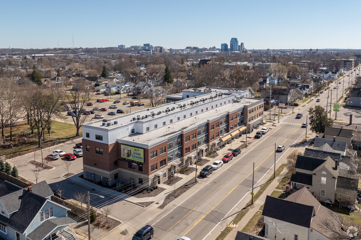 Aerial Photo - Harrison Park Apartments