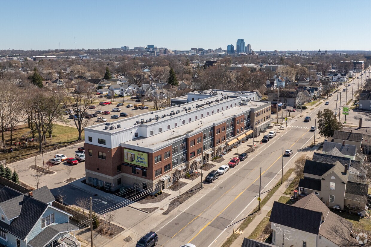 Foto aérea - Harrison Park Apartments