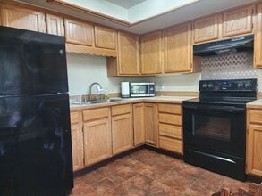 Building Photo - 542 Avenue C
