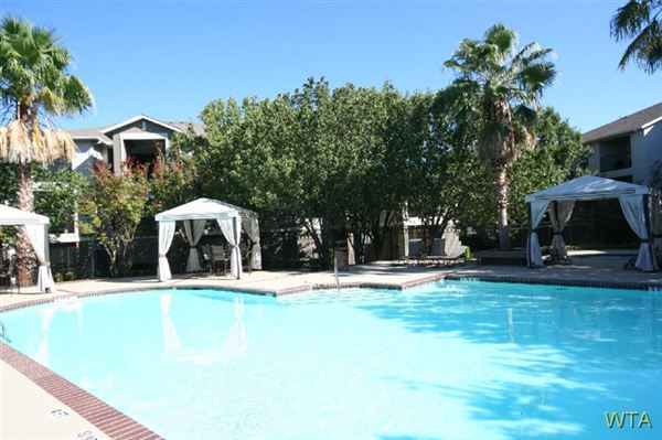 Foto principal - 11900 Hobby Horse Ct