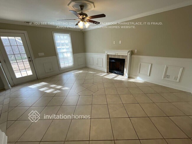 Foto del edificio - 3837 Sally Ln