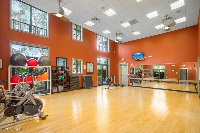 Foto del edificio - 9081 Albion Ln S