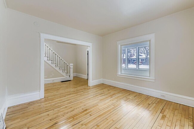 Building Photo - 3507 N Newton Ave