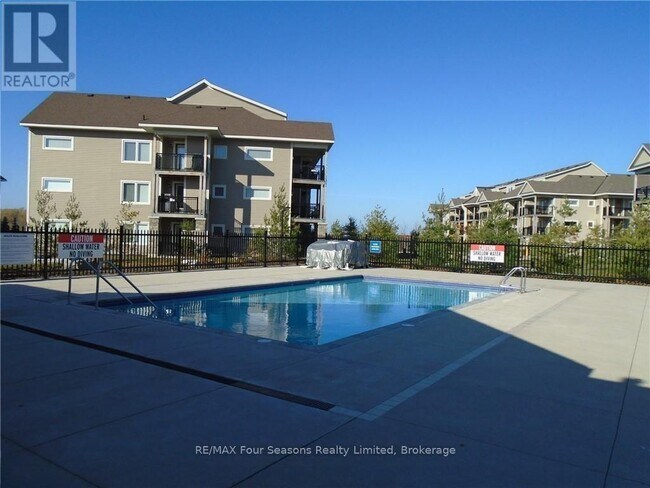 Building Photo - 7-307 Anchorage Cres