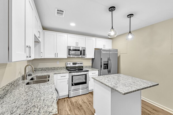 Building Photo - 7194 Demeter Dr