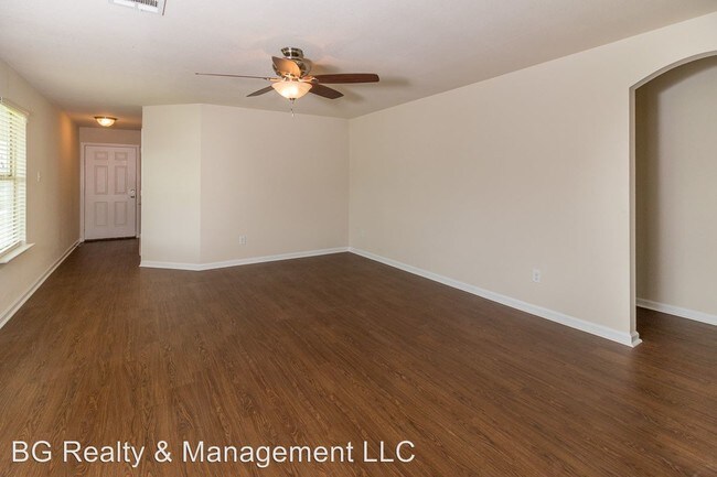 Foto del edificio - 102 Ryan Acres Way