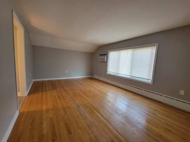 Foto del edificio - 103 E 25th St
