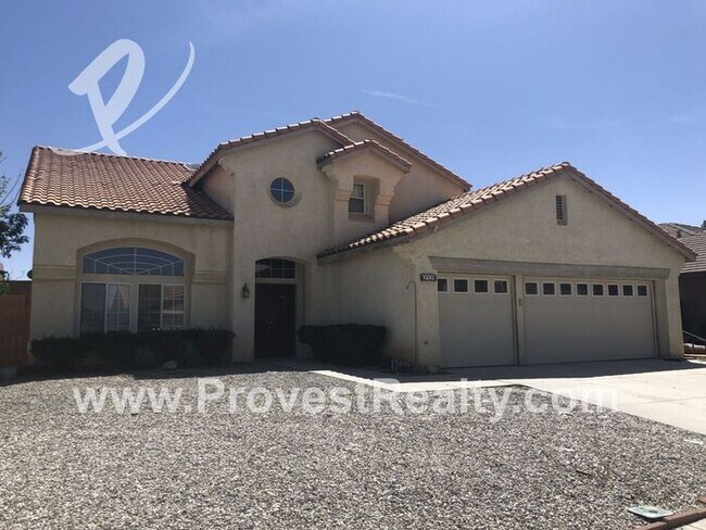 Building Photo - 4 Bedroom 3 Bathroom 2 Story Victorville H...
