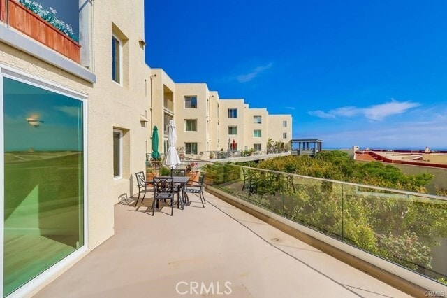 Building Photo - 3200 La Rotonda Dr