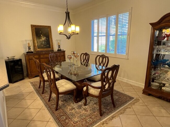 Foto del edificio - 12561 Lake Run Dr