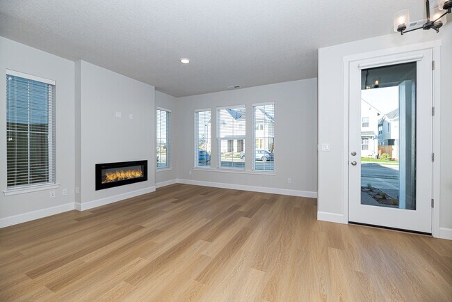 Building Photo - 4254 SE 69th Ave