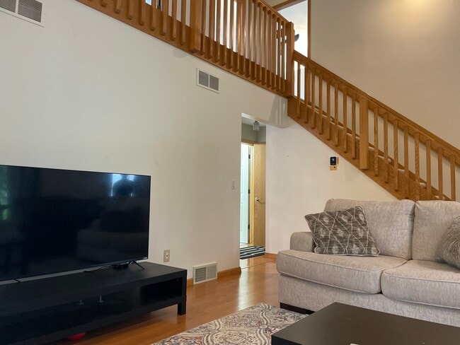 Building Photo - 14 Byars Cir