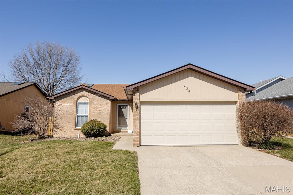 Foto principal - 425 Eagle Terrace Dr