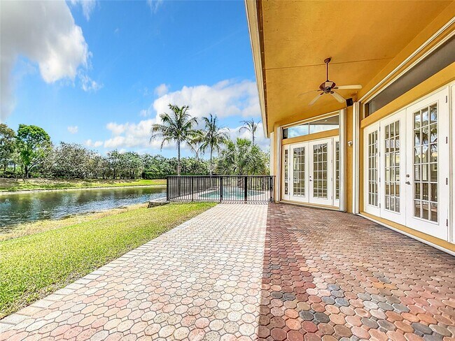 Building Photo - 11445 NW 75th Dr