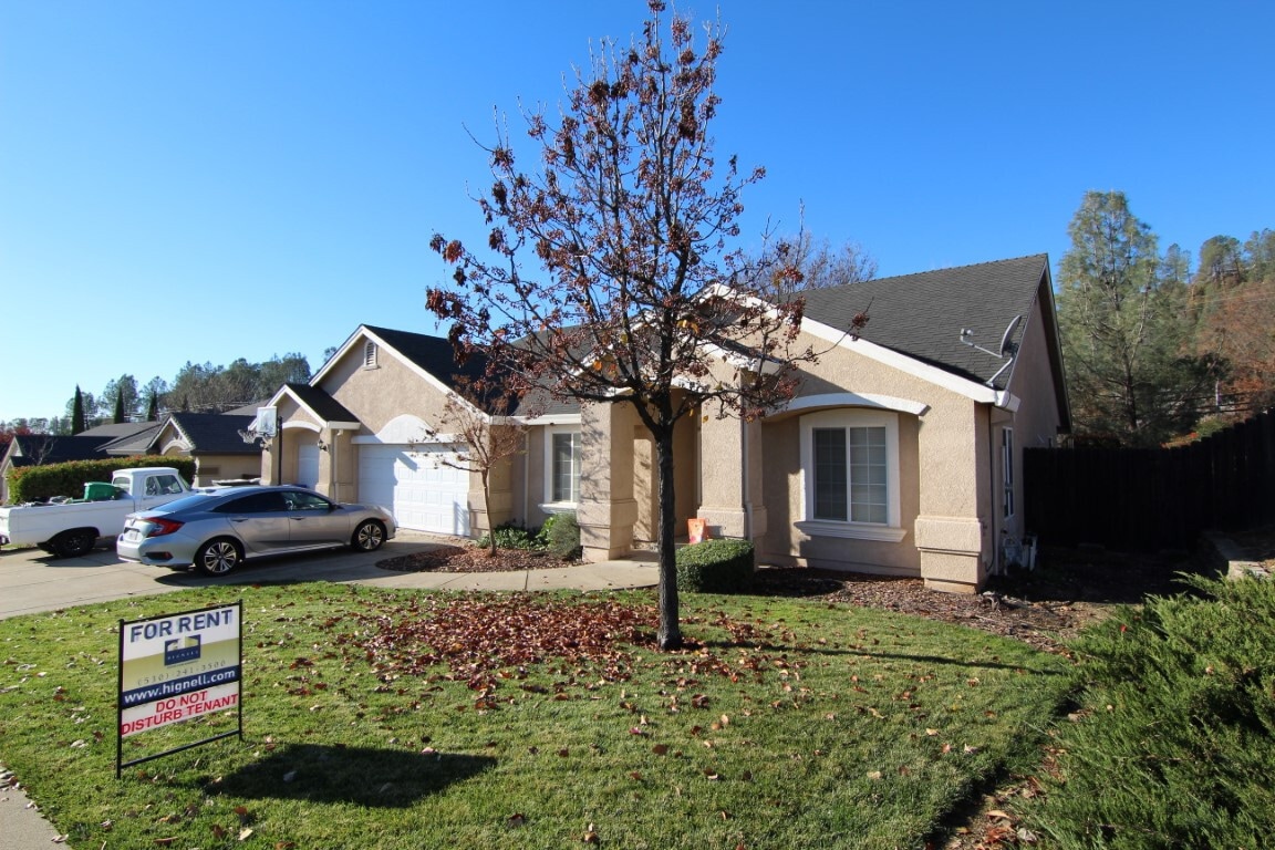 Foto principal - Spacious Placer Pines Home
