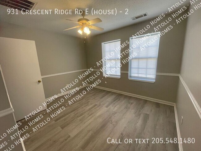 Foto del edificio - 931 Crescent Ridge Rd NE