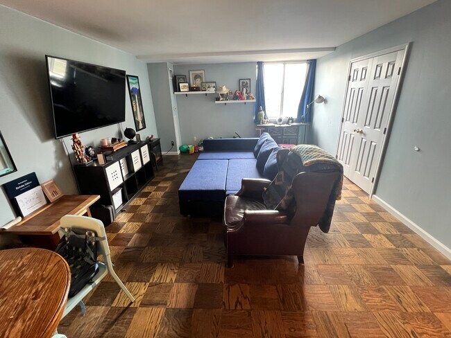 Foto del edificio - 501 Slaters Ln
