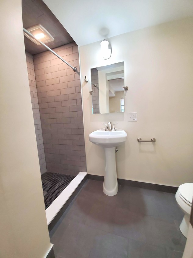 Foto principal - 559 Washington St